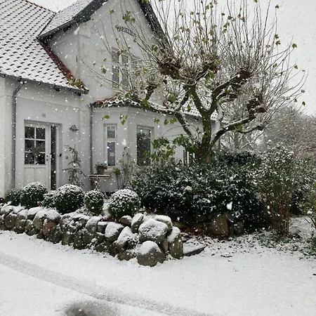 Marielyst - * Næstved