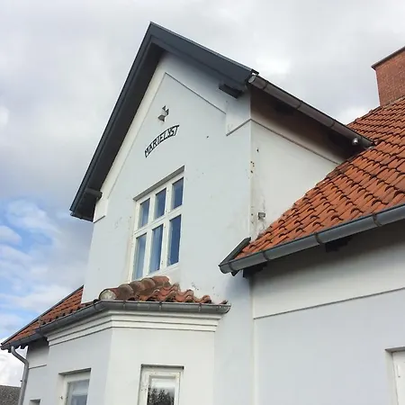 Bed & Breakfast Marielyst -